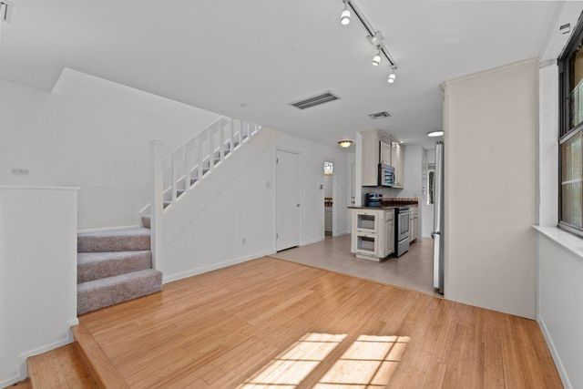 7122 Wood Hollow DR 71, Austin, TX 78731