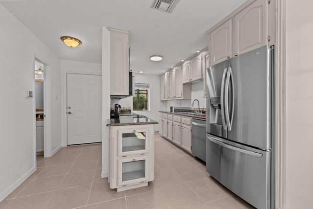 7122 Wood Hollow DR 71, Austin, TX 78731