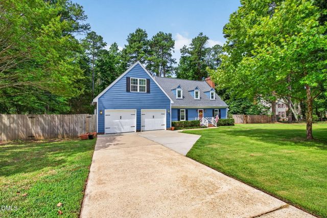 2900 Meadowview Court, Apex, NC 27539
