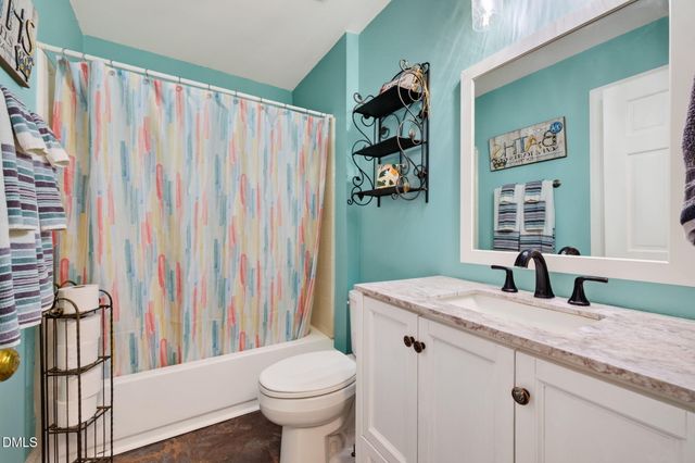 2900 Meadowview Court, Apex, NC 27539