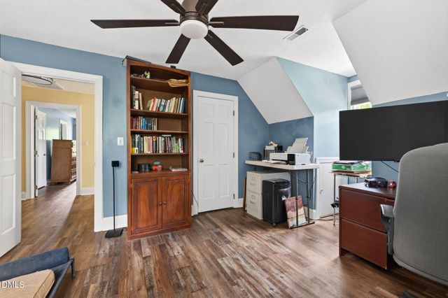 2900 Meadowview Court, Apex, NC 27539