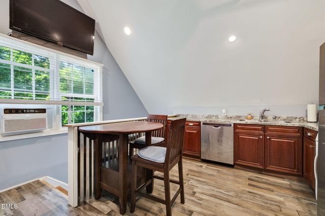 2900 Meadowview Court, Apex, NC 27539