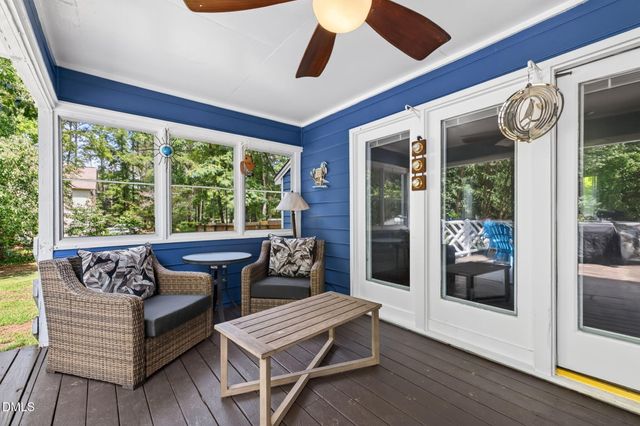 2900 Meadowview Court, Apex, NC 27539