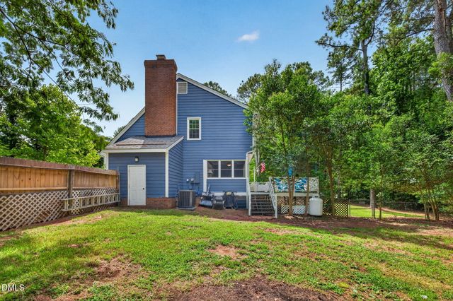 2900 Meadowview Court, Apex, NC 27539