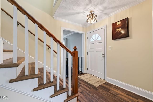 2900 Meadowview Court, Apex, NC 27539