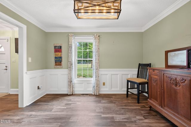 2900 Meadowview Court, Apex, NC 27539