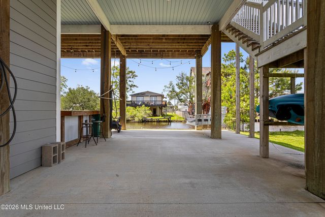 4069 Mallard Street, Bay Saint Louis, MS 39520