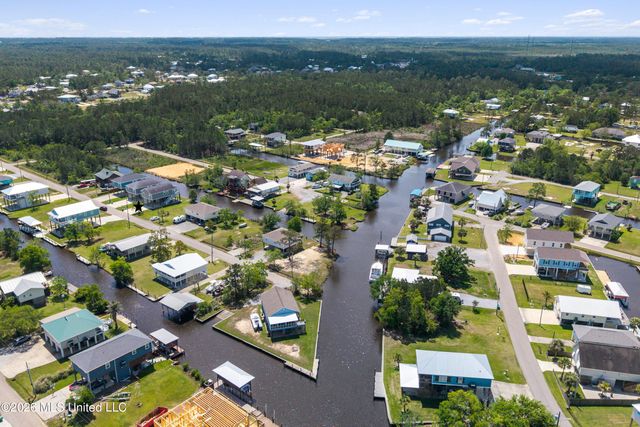 4069 Mallard Street, Bay Saint Louis, MS 39520