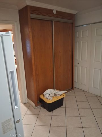 25580 Amanda, San Bernardino, CA 92404