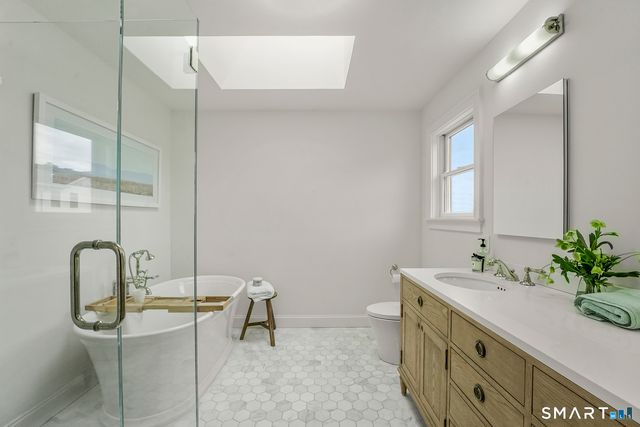 16 Island Way, Westport, CT 06880
