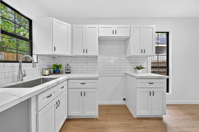 13510 Cedar Point Drive, Cypress, TX 77429