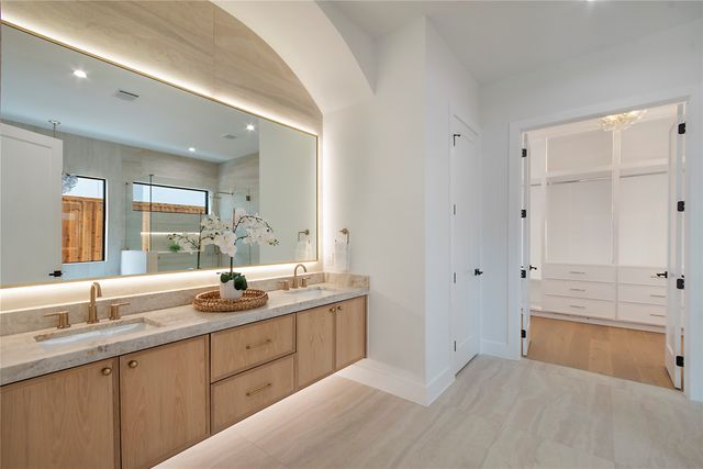 6628 Lockheed Avenue, Dallas, TX 75209