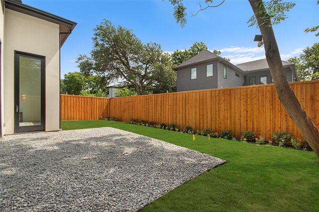 6628 Lockheed Avenue, Dallas, TX 75209