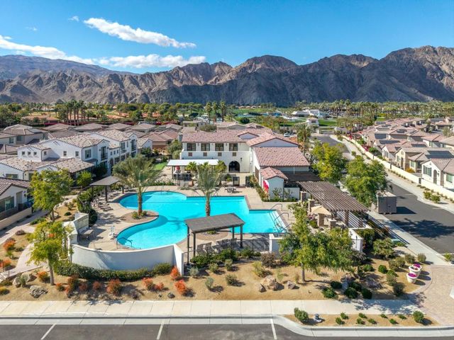 80437 Champions Way, La Quinta, CA 92253