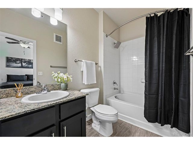 4100 Albion St 514, Denver, CO 80216