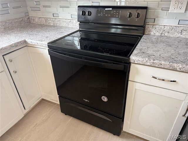 846 Dumont Place, St Louis, MO 63125