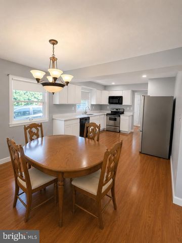 304 N STERLING BLVD, Sterling, VA 20164