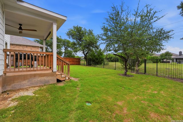 1639 Dunvegan Park, Bulverde, TX 78163