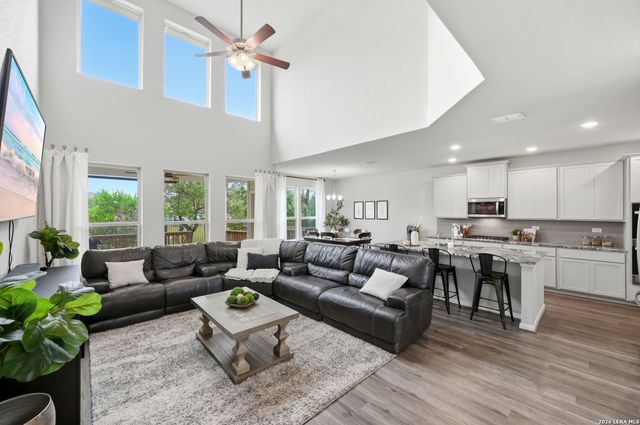 1639 Dunvegan Park, Bulverde, TX 78163