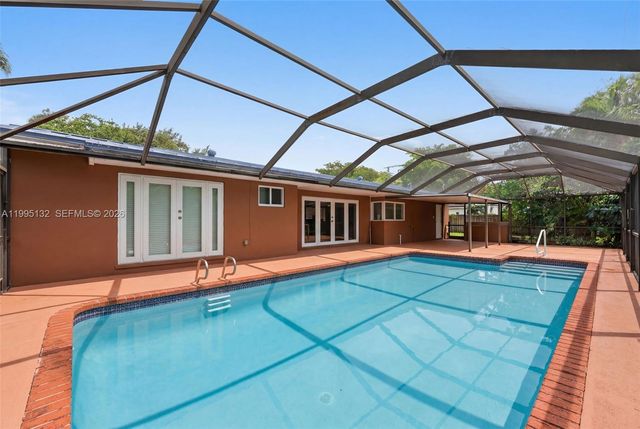 8805 SW 81st St, Miami, FL 33173