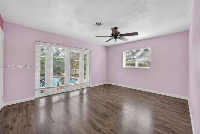 8805 SW 81st St, Miami, FL 33173