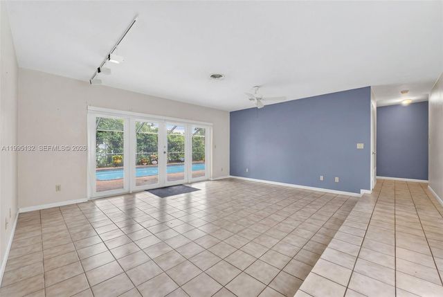 8805 SW 81st St, Miami, FL 33173