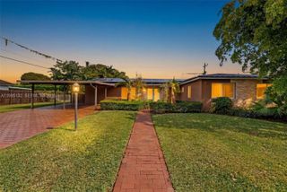 8805 SW 81st St, Miami, FL 33173