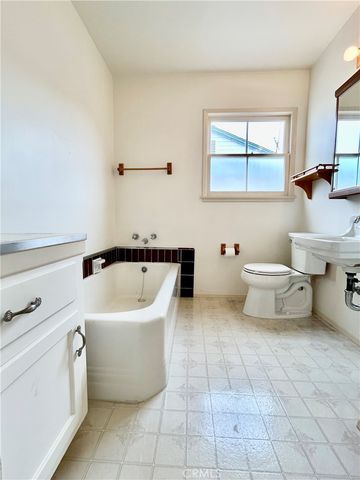 21614 Ellinwood Dr, Torrance, CA 90503