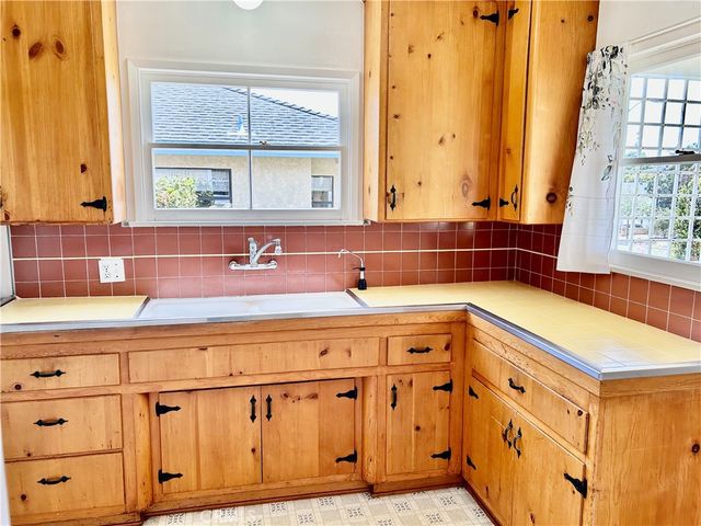 21614 Ellinwood Dr, Torrance, CA 90503