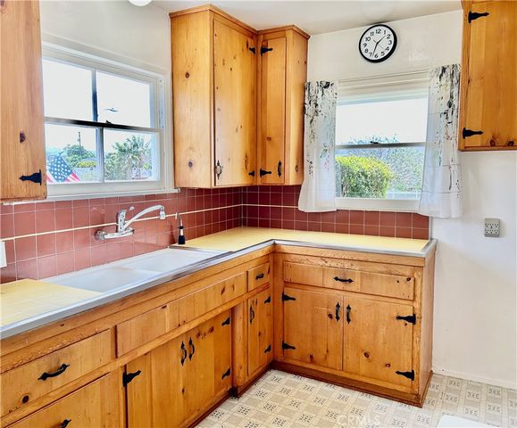 21614 Ellinwood Dr, Torrance, CA 90503
