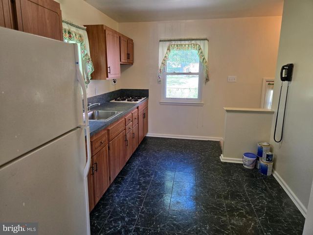 4206 LYONS ST, Temple Hills, MD 20748