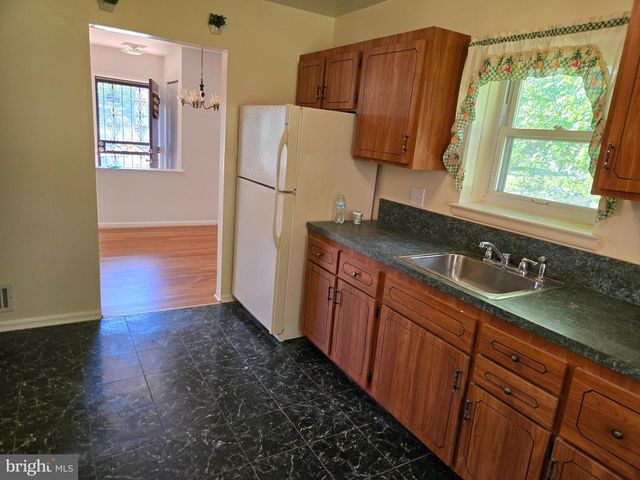 4206 LYONS ST, Temple Hills, MD 20748