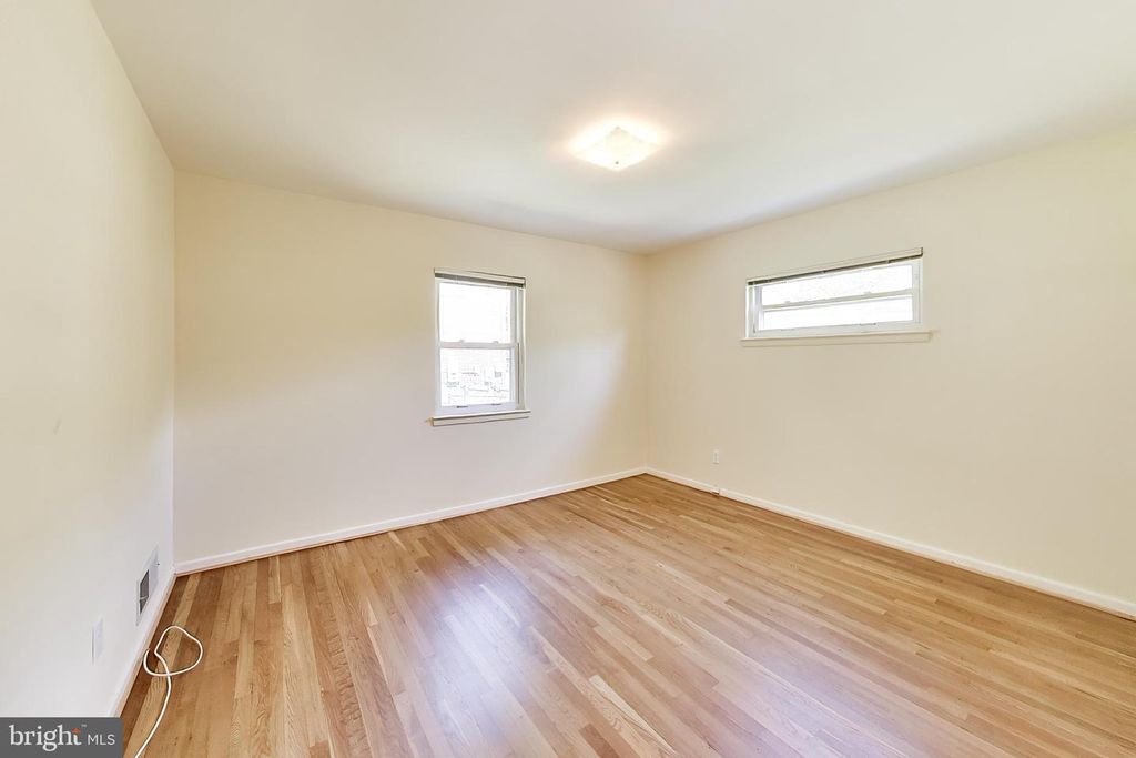 Image 12 of property listing at 4206 LYONS ST, Temple Hills, MD 20748