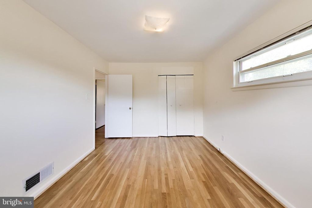 Image 16 of property listing at 4206 LYONS ST, Temple Hills, MD 20748