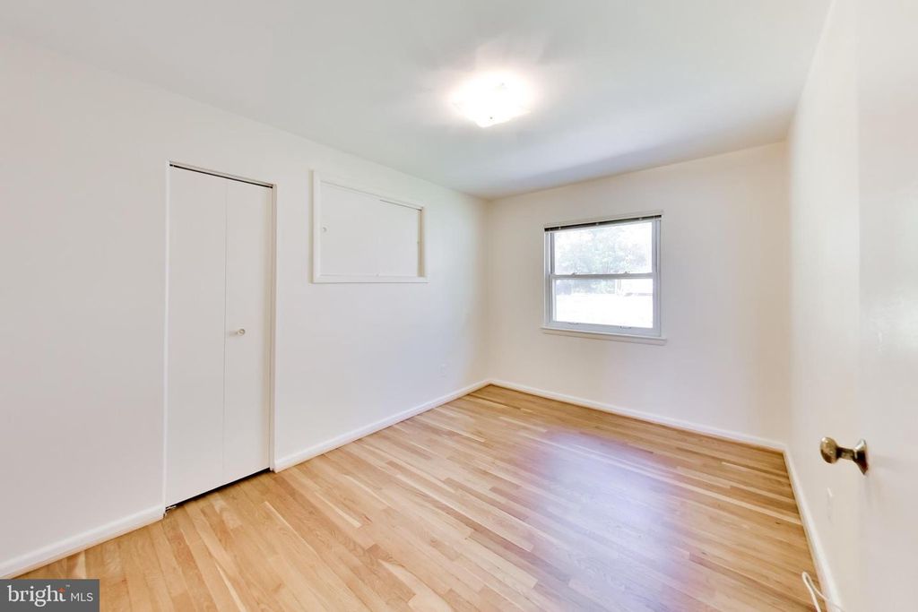 Image 17 of property listing at 4206 LYONS ST, Temple Hills, MD 20748