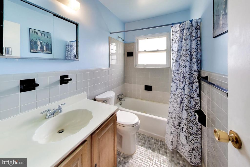 Image 19 of property listing at 4206 LYONS ST, Temple Hills, MD 20748