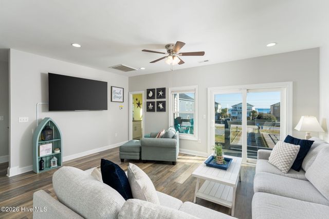 3627 Island Drive, N Topsail Beach, NC 28460