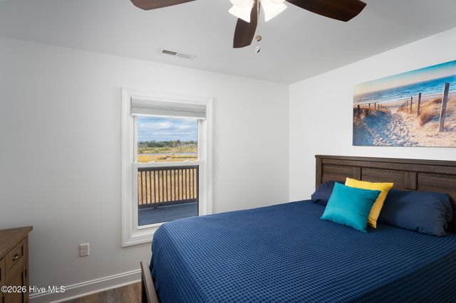 3627 Island Drive, N Topsail Beach, NC 28460