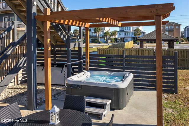 3627 Island Drive, N Topsail Beach, NC 28460