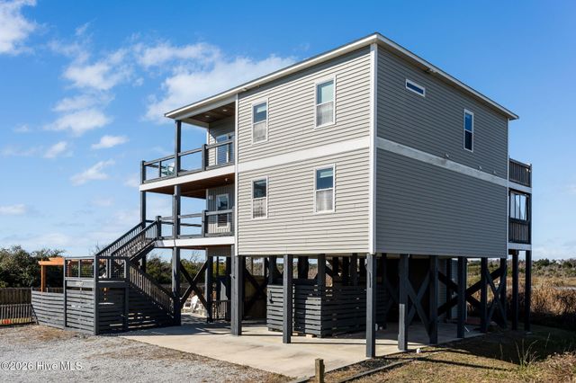 3627 Island Drive, N Topsail Beach, NC 28460