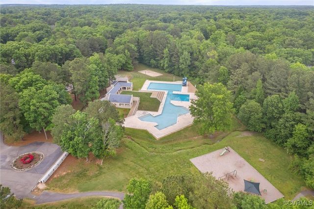 2503 Crosstimbers Ct, Chesterfield, VA 23112