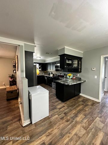 1420 S 9th Street, Columbus, MS 39701