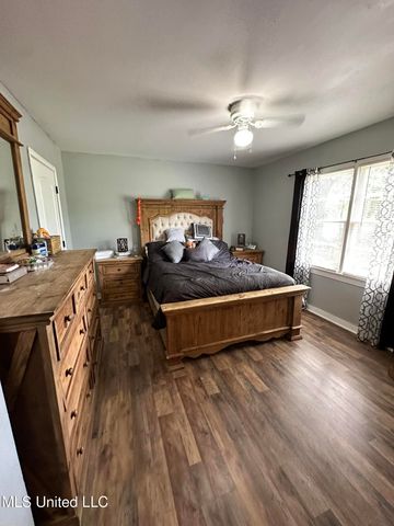1420 S 9th Street, Columbus, MS 39701
