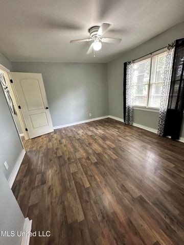 1420 S 9th Street, Columbus, MS 39701