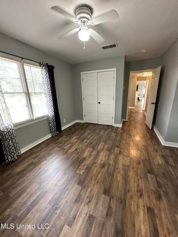 1420 S 9th Street, Columbus, MS 39701
