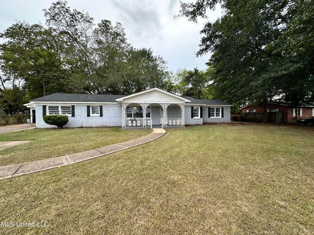 1420 S 9th Street, Columbus, MS 39701