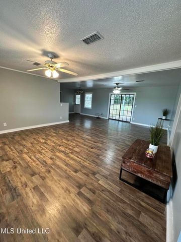1420 S 9th Street, Columbus, MS 39701