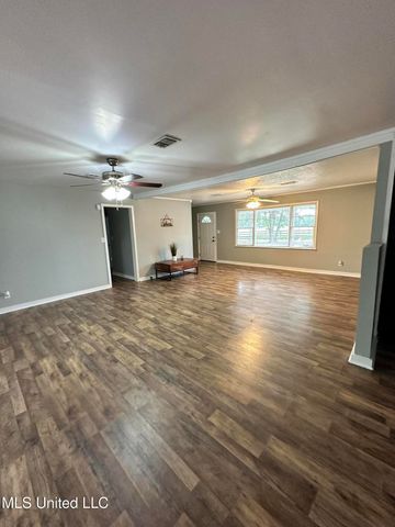 1420 S 9th Street, Columbus, MS 39701