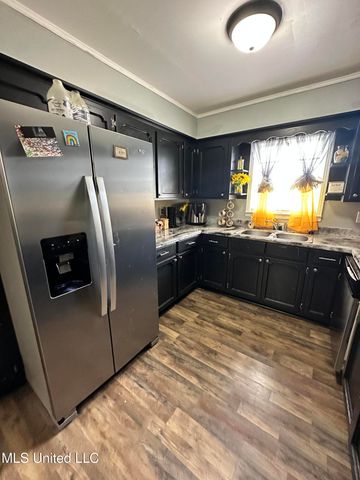 1420 S 9th Street, Columbus, MS 39701