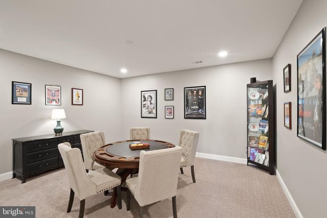 38866 SILVER KING CIR, Waterford, VA 20197